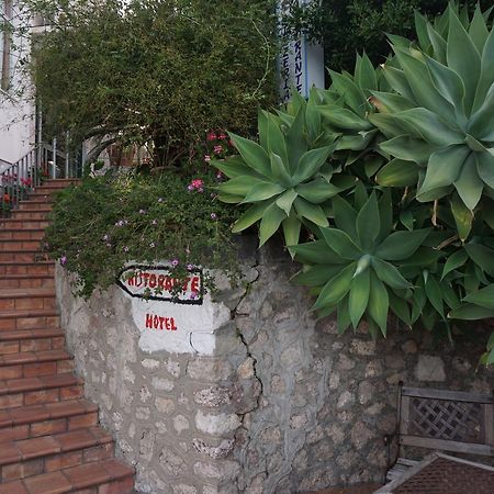 Hotel Villa Souvenir Forza d'Agro Exterior photo