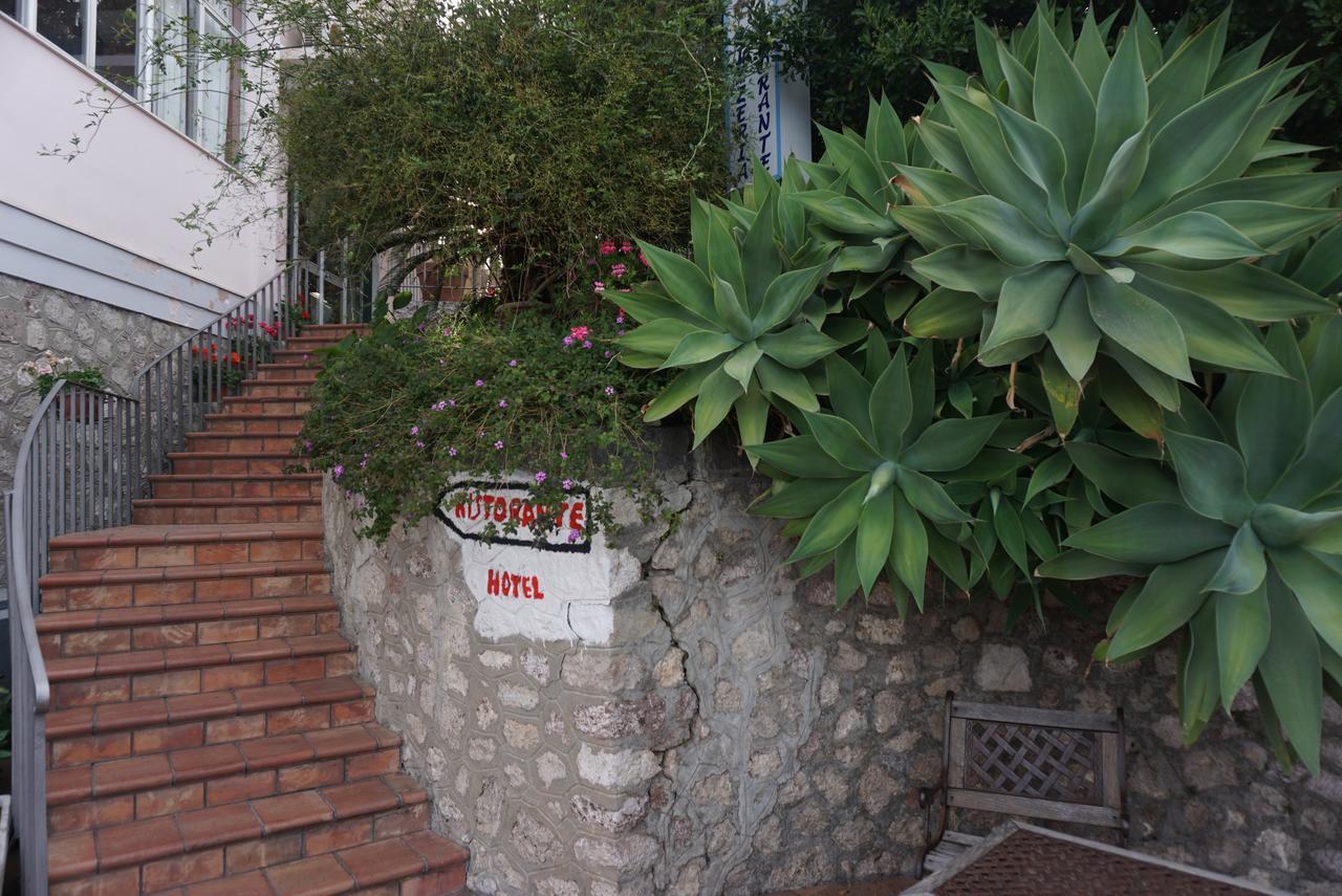 Hotel Villa Souvenir Forza d'Agro Exterior photo